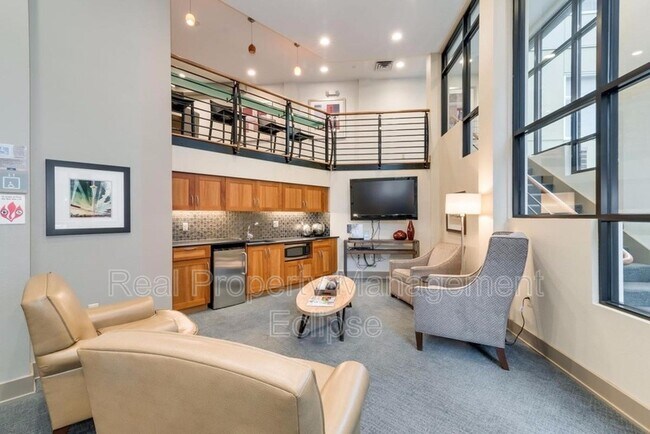 Foto del edificio - 5450 Leary Ave NW