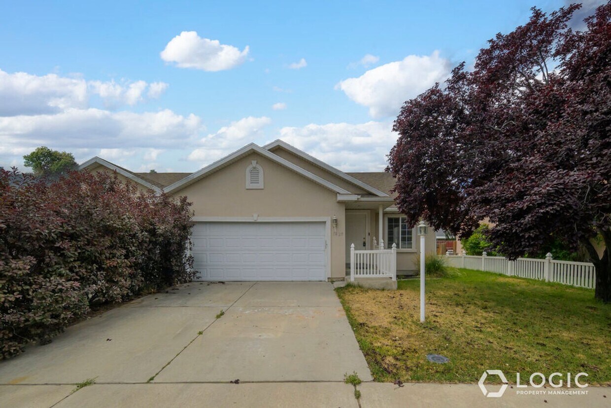 Foto principal - Beautiful Home in Orem!