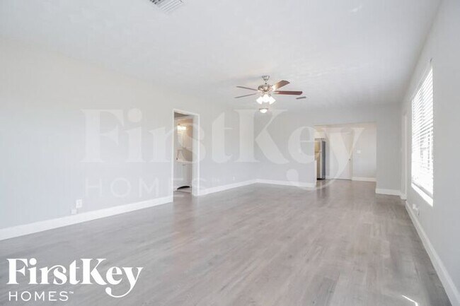 Foto del edificio - 4521 NW 12th Ave