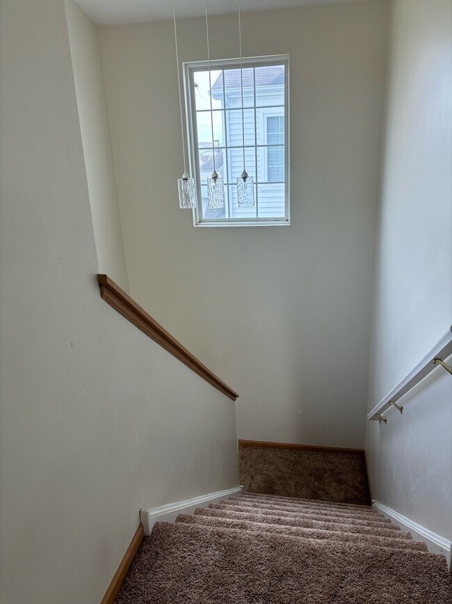 Building Photo - 148 Bertram Dr