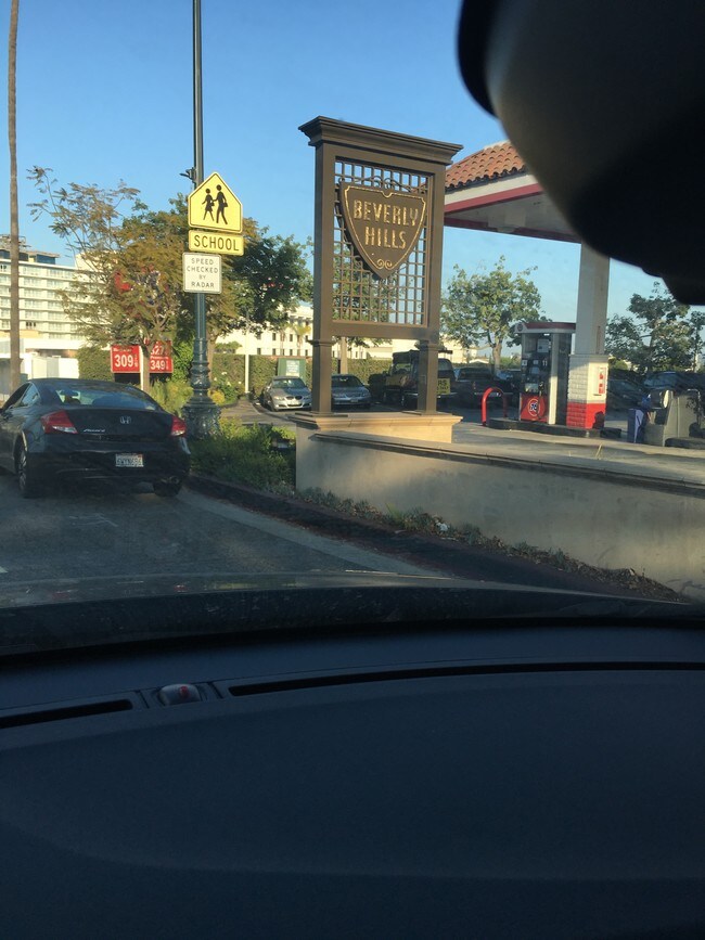 LOCATION - 229 Tower S Dr