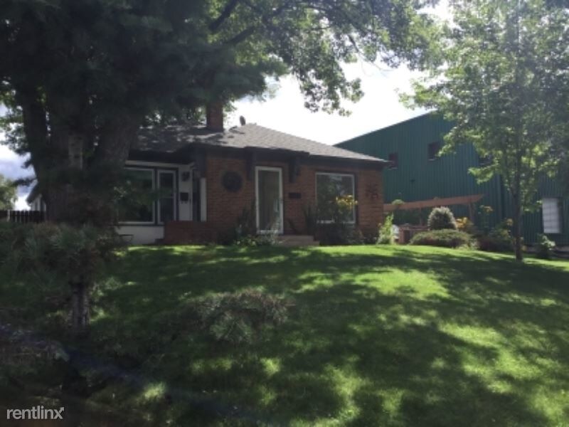 Primary Photo - 1528 Lexington Pkwy N