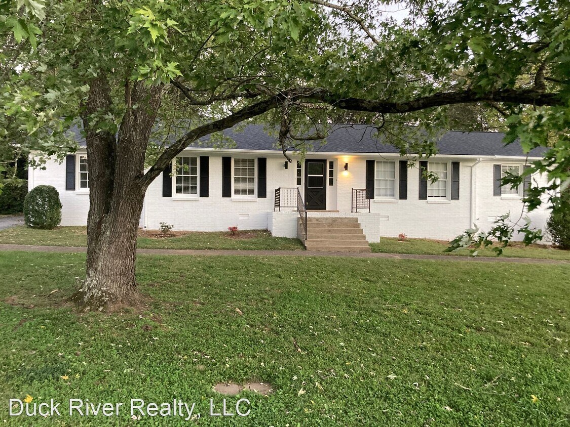 Primary Photo - 2 br, 1 bath House - 404 Shawnee Dr