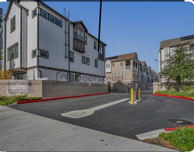 Building Photo - 8332 N Peyton Way