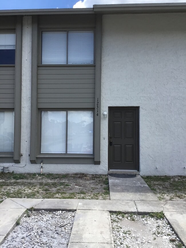 Photo - 12314 Fox Hound Ln Townhome