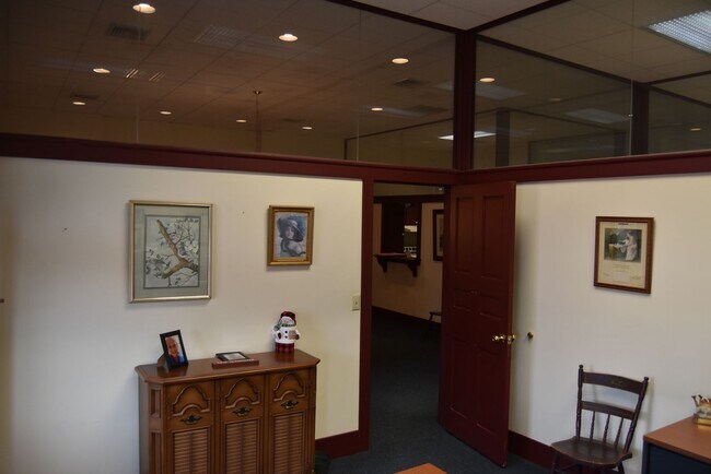 Building Photo - COMMERCIAL