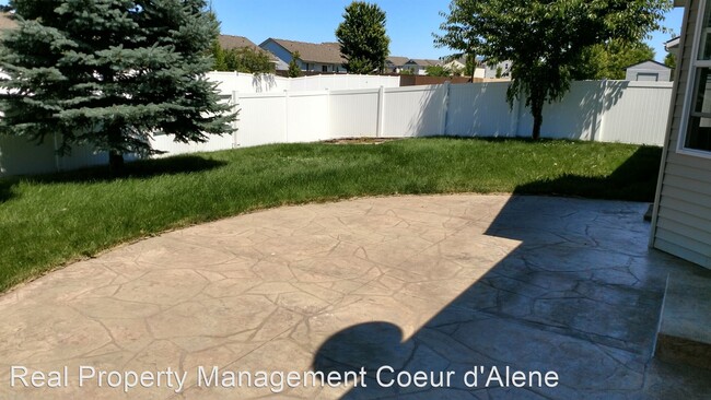 Foto del edificio - 3 br, 2 bath House - 4505 W Princetown Ln.