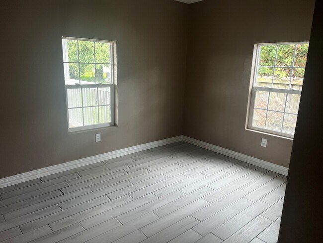 Foto del edificio - 7261 Terrell St