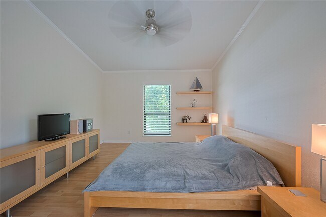 Foto del edificio - 2425 Augusta Dr