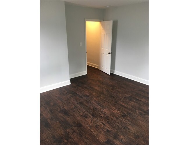 Foto del edificio - 8512 Oakleigh Rd