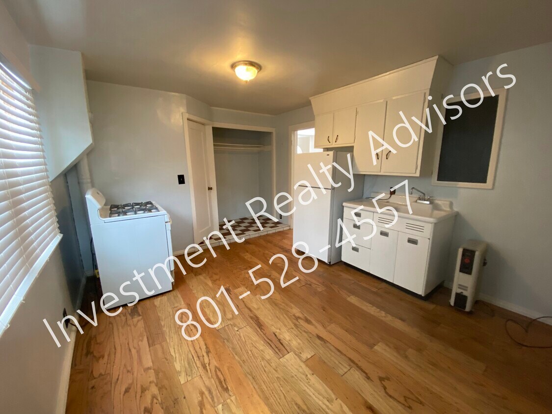 Primary Photo - Charming One-Bedroom in Payson!