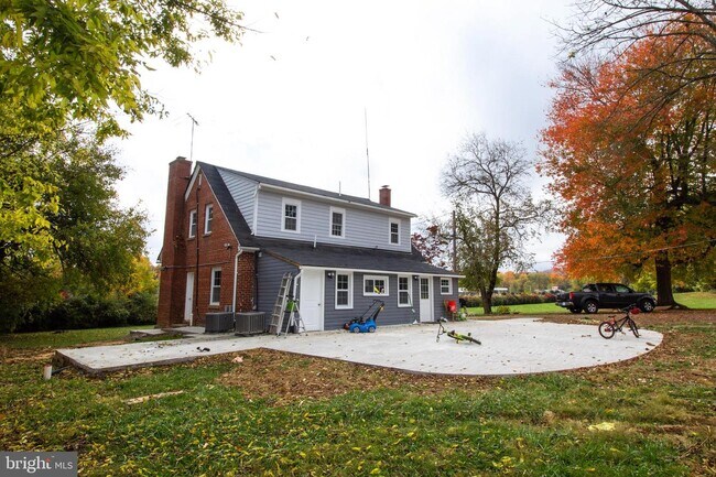 Foto del edificio - 4624 Lee Hwy