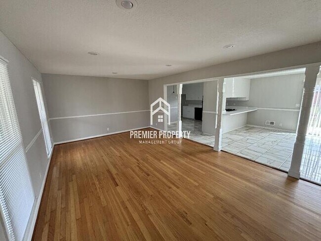 Foto del edificio - 2319 49th Ave