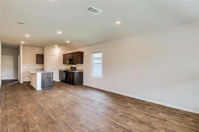 Building Photo - 745 Adler Way