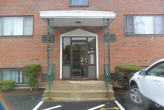 Building Photo - 75 Nicholas Rd