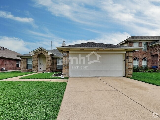 Building Photo - 1608 Misty Fawn Ln