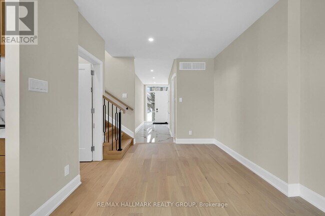 Photo du bâtiment - 507 Dawson Ave