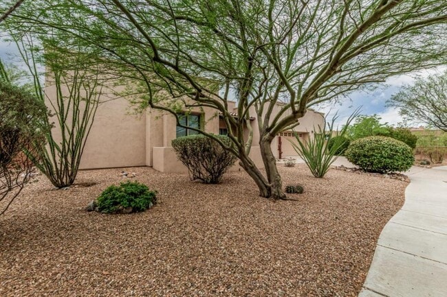 Building Photo - 16945 S Vanilla Orchid Dr