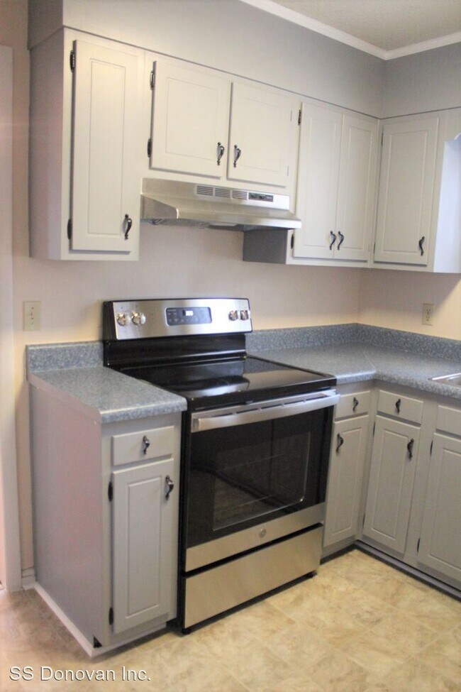 Building Photo - 4 br, 2 bath House - 5817 Dobson Dr