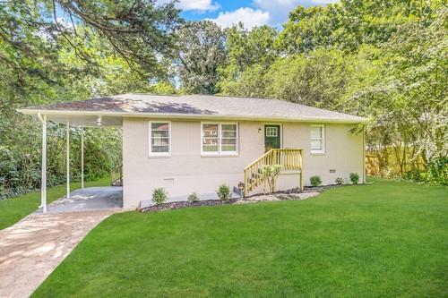 Foto del edificio - 2479 Brentwood Rd