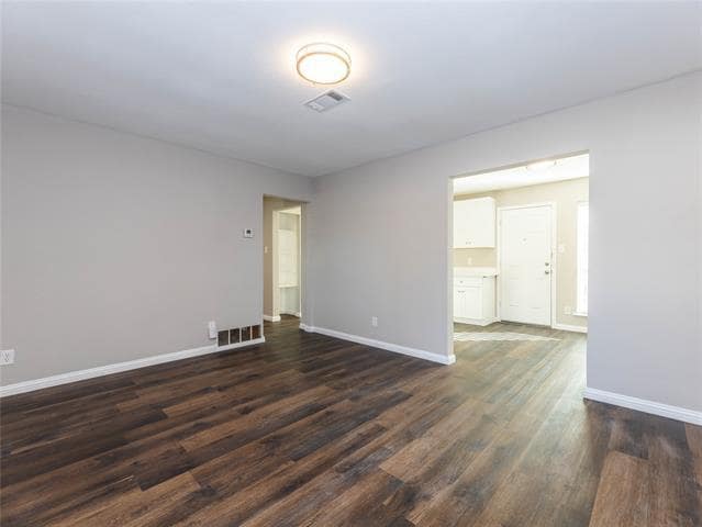 Foto del edificio - 1022 Daniels Dr