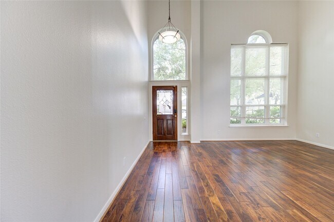 Building Photo - 2311 Cypress Run Dr