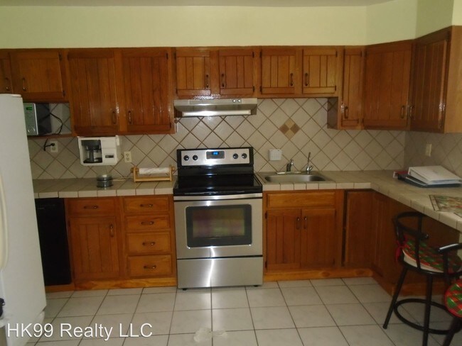 Building Photo - 7218 Bustleton Ave