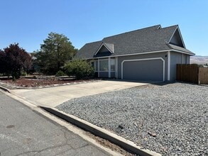 Building Photo - 9230 Benedict Dr