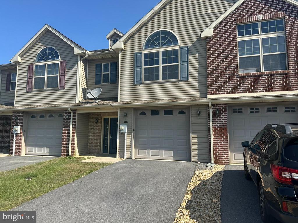Foto principal - 250 Meriweather Dr