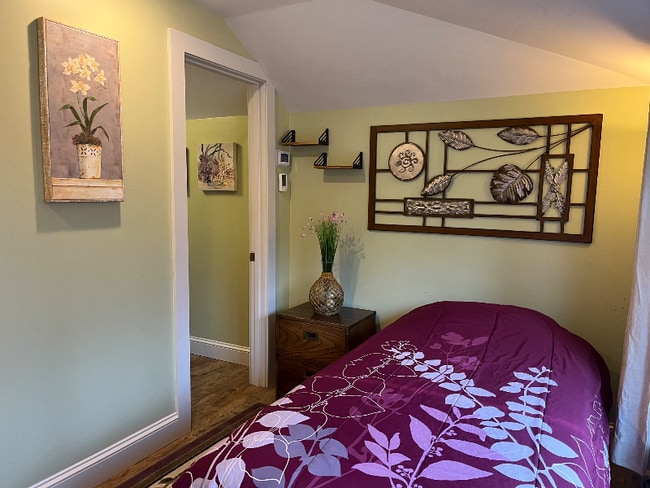 Building Photo - 1087 N Hoosac Rd