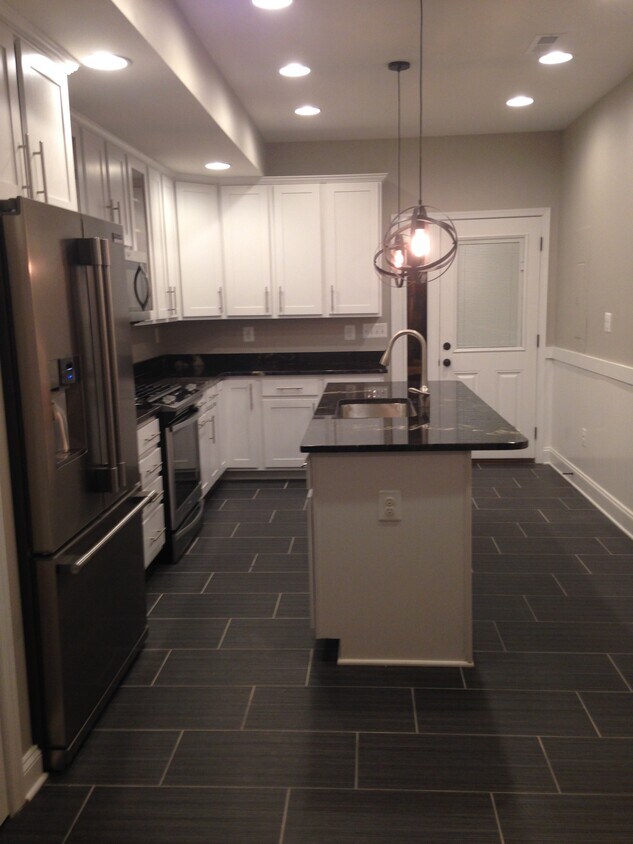 Primary Photo - 134 E Ostend St