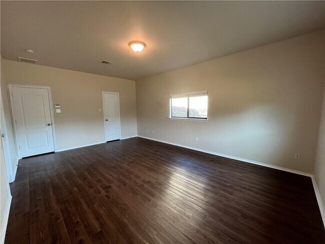 Foto del edificio - 1709 E Mesa Park Dr
