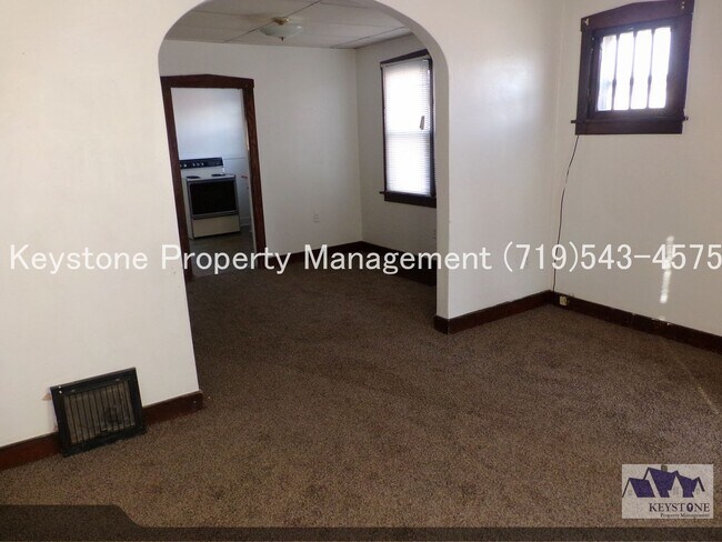 Foto del edificio - 1117 E 3rd St