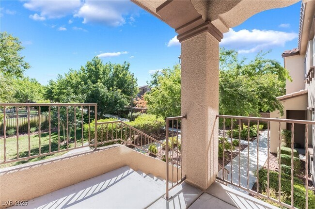 Foto del edificio - 11375 Ogden Mills Dr