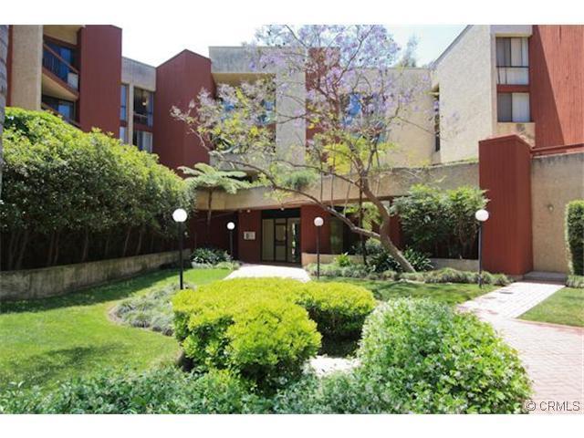 Foto del edificio - 3961 Via Marisol