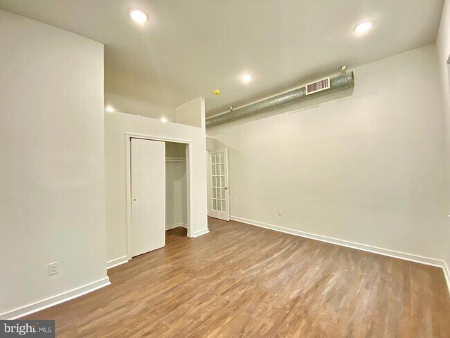 Foto del edificio - 37 N 3rd St