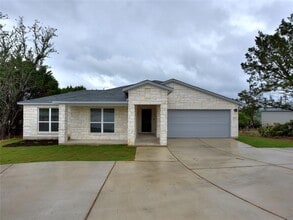 Building Photo - 20701 Boggy Ford Rd