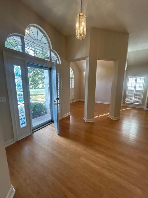 Foto del edificio - 111 Hanging Moss Dr