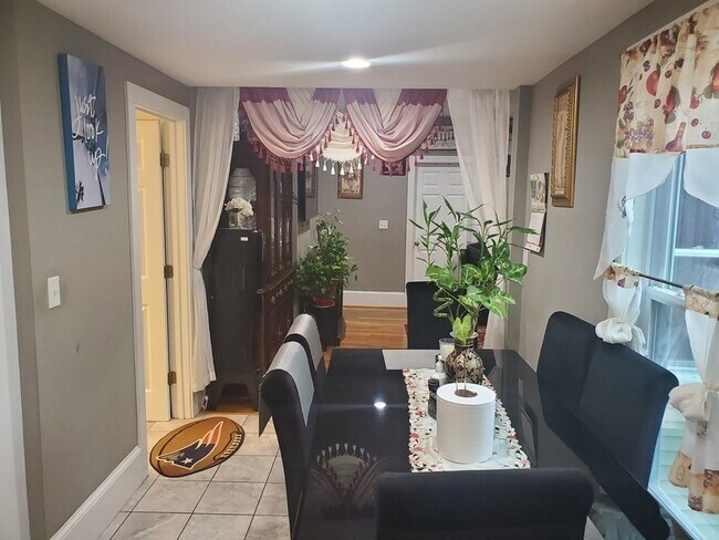 Foto del edificio - 205 Stackpole St