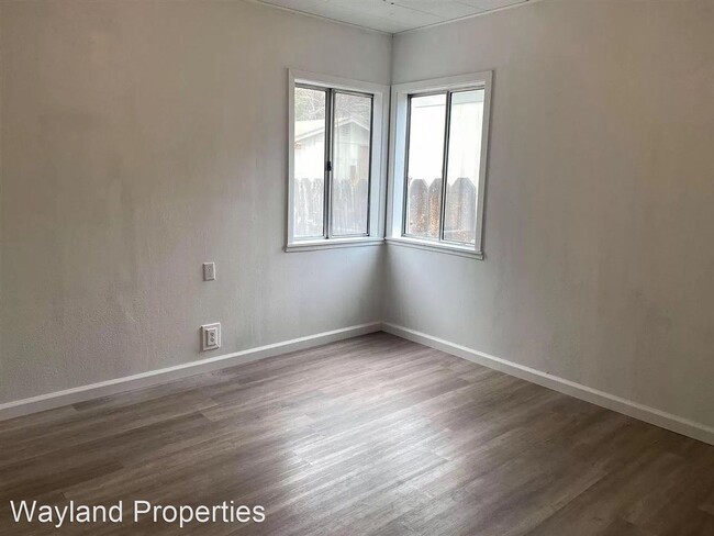 Building Photo - 2 br, 1 bath House - 133 E Magnolia Ave