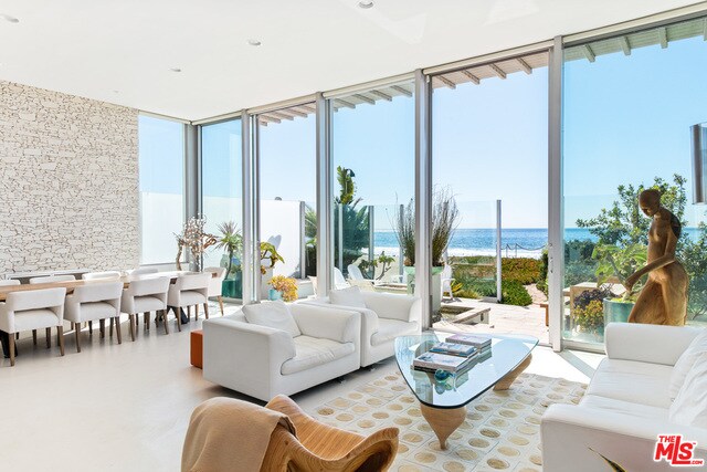 Foto del edificio - 31220 Broad Beach Rd
