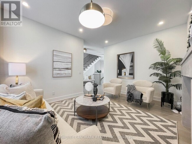 Building Photo - 5 Parkstone Rd