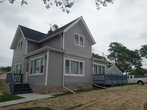 Building Photo - 6460 N 91st St