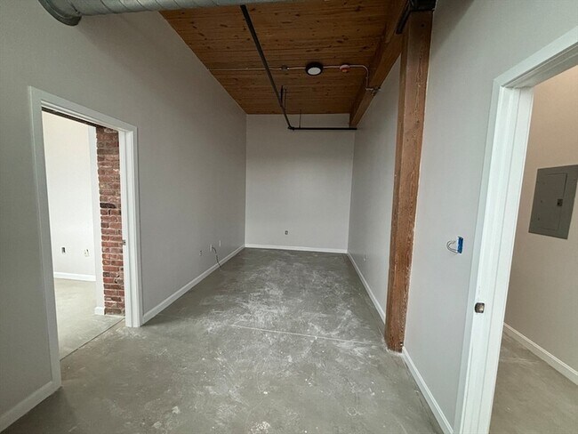 Foto del edificio - 88 Gerrish Ave