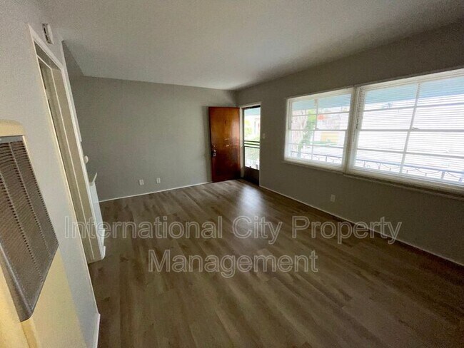 Building Photo - 3340 2nd St