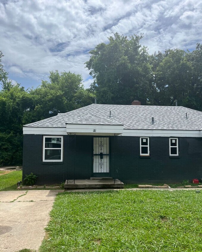 Primary Photo - Cozy 1 bed/ 1bath duplex for rent!