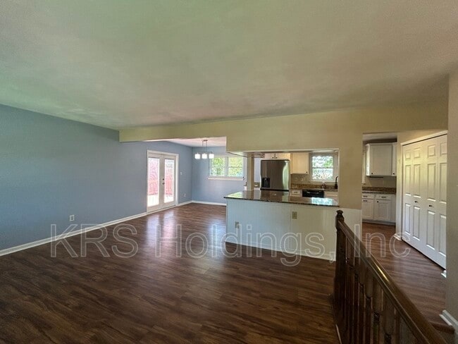 Building Photo - 504 Stoney Creek Cir