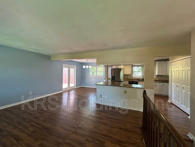 Foto del edificio - 504 Stoney Creek Cir