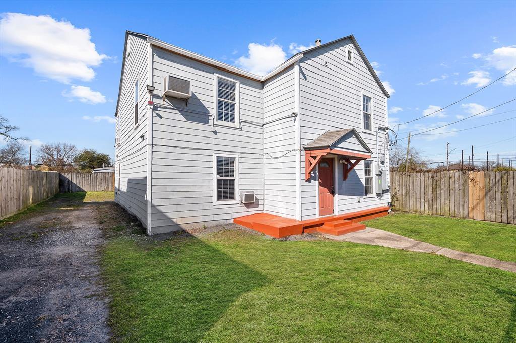 3518 Sampson St, Houston, TX 77004 Room for Rent in Houston, TX