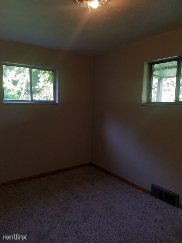 Building Photo - 1 br, 1 bath House - 242 Dakota Ave